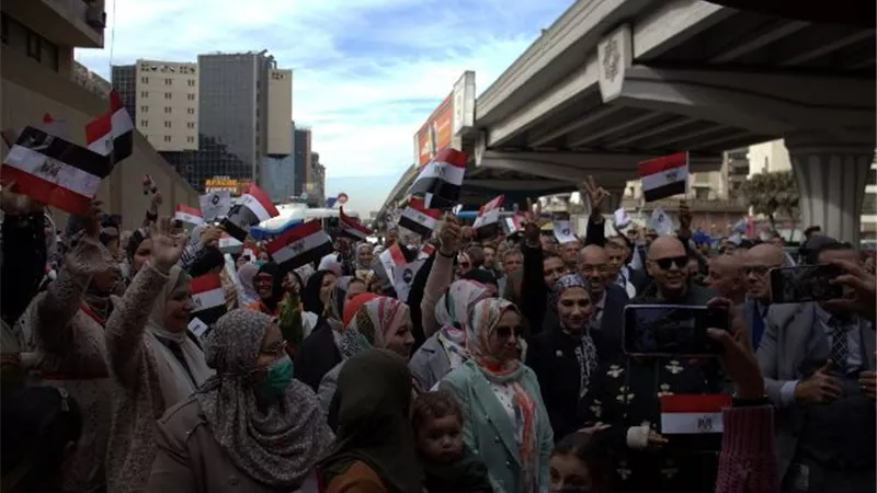 انتخابات الرئاسة .. لجنة الجامعة العمالية كامل العدد .. صور