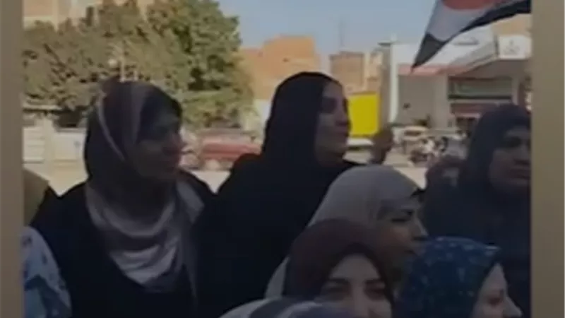 سيدات زفتى بالغربية يتصدرن المشهد فى المشاركة بانتخابات الرئاسة