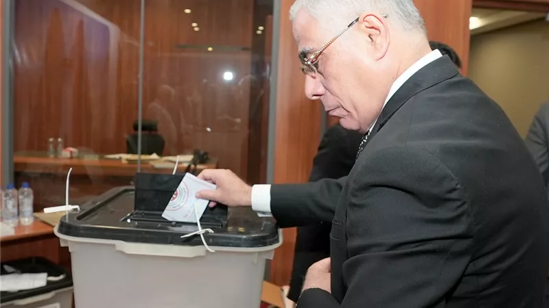 النائب العام يُدلي بصوته في انتخابات الرئاسة