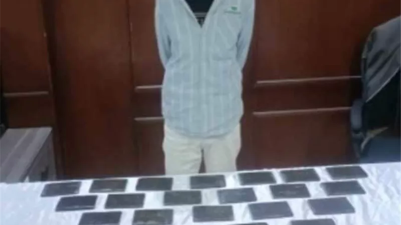 حشيش وأفيون واسلحة بحوزة عنصر إجرامى بسوهاج