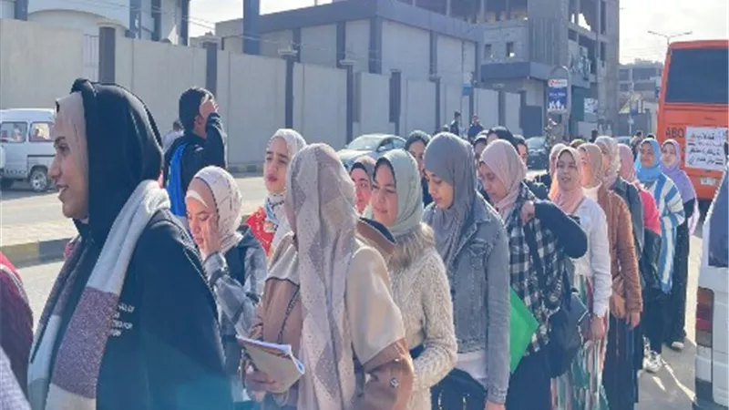 توافد طلاب جامعة بنها للإدلاء بأصواتهم فى الانتخابات الرئاسية