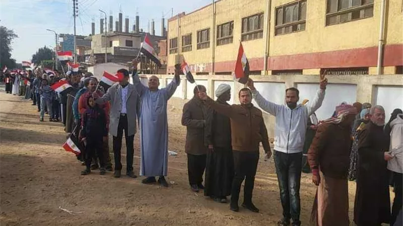 اقبال الناخبين بالوادي الجديد على لجان الانتخابات الرئاسية..صور