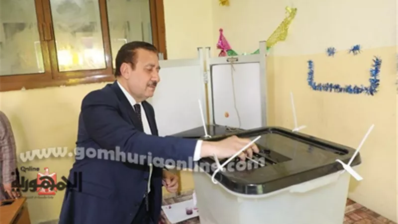 محافظ المنوفية يتفقد اللجان و يدلي بصوته فى الانتخابات الرئاسية