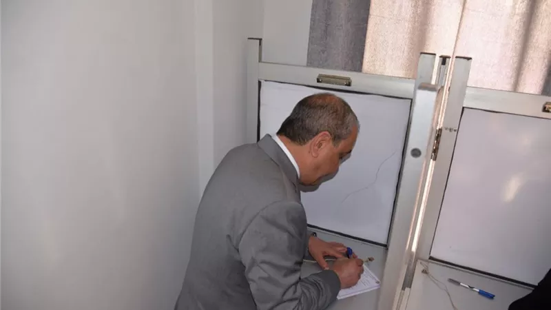 محافظ الإسماعيلية يدلي بصوته في الانتخابات الرئاسية ٢٠٢٤