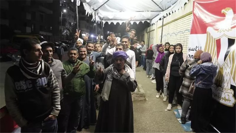 الإقبال يتواصل على لجنة ابن النفيس بمدينة نصر بالقاهرة