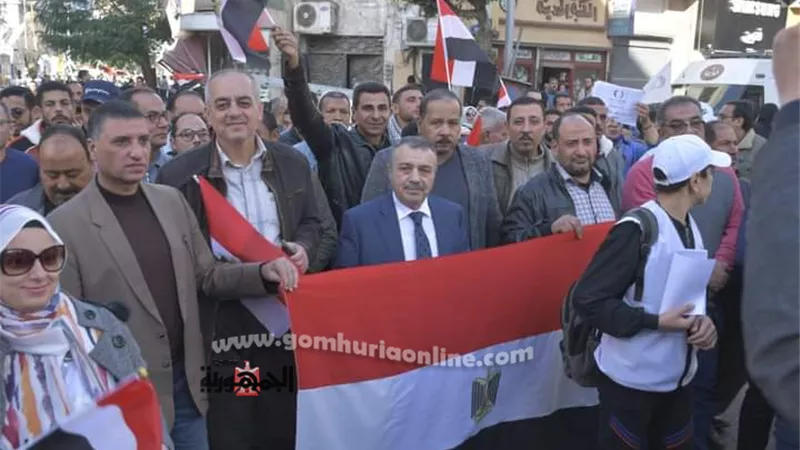 مياه دمياط تنظم مسيرة لحث المواطنين على المشاركةبإنتخابات الرئاسة