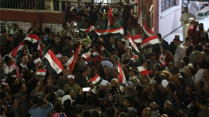 انتهاء التصويت باليوم الأول للانتخابات الرئاسية.. واستمرار عمل اللجان التي بها مواطنين
