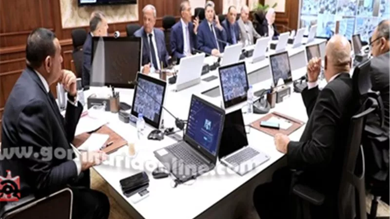 هشام أمنة يتابع الانتخابات مع المحافظين عبر الشبكة الوطنية