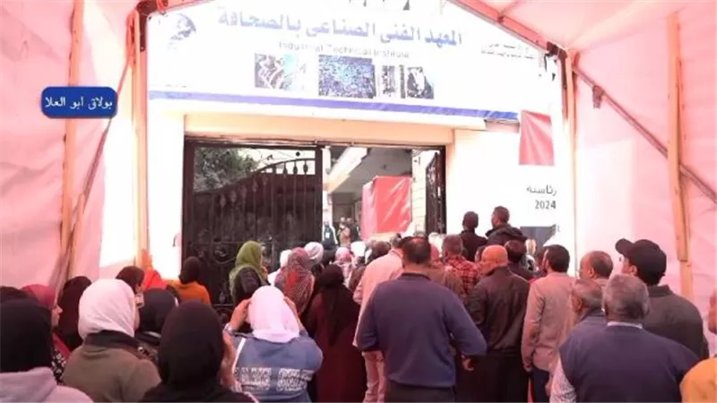 إقبال الناخبين ببولاق أبو العلا علي لجان الإنتخابات الرئاسية