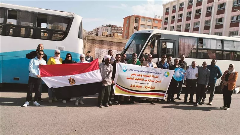 العاملون بمياه البحر الأحمر يشاركون في الانتخابات الرئاسية