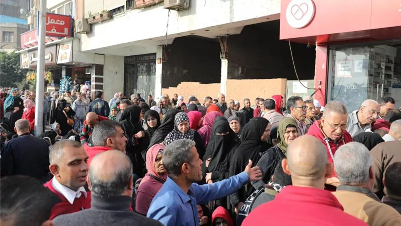 إقبال كثيف على اللجان الانتخابية بحي حدائق القبة في الانتخابات