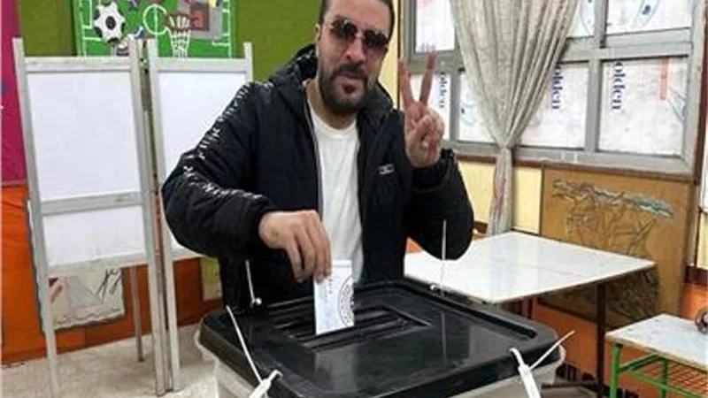 الظهور الاول لنقيب الموسيقيين بعد وعكته الصحية بلجان ميدان لبنان