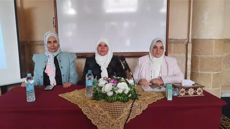 ملتقى المرأة بالأزهر يناقش تحصين الأبناء من الانحرافات السلوكية