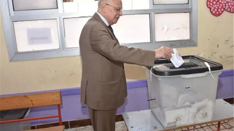 رئيس مياه الشرب بالقليوبية يدلي بصوته فى الانتخابات الرئاسية