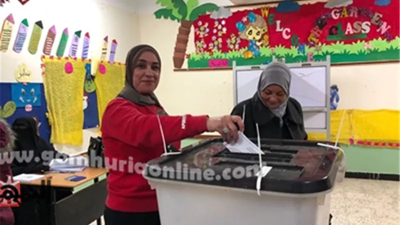 وكيل التربية النوعية بأشمون تتقدم السيدات في الانتخابات الرئاسية