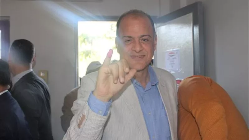 مدير تعليم الإسماعيلية يدلي بصوته في الإنتخابات الرئاسية ..صور