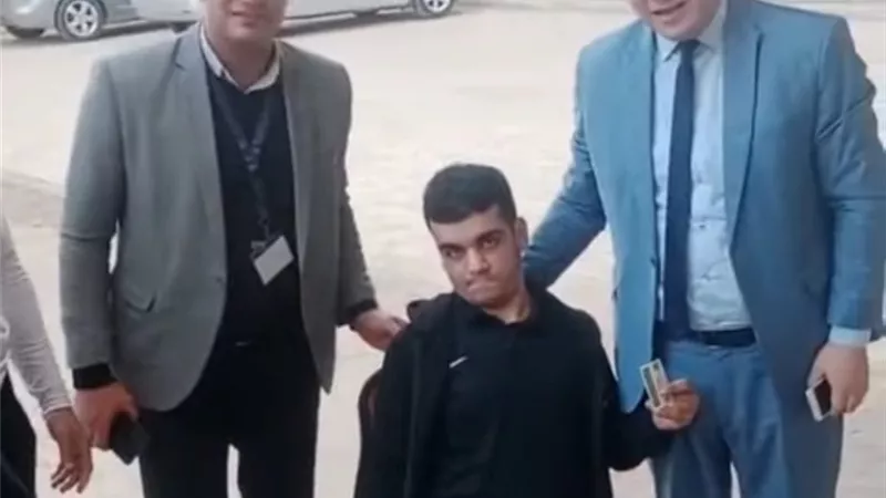 مشاهد انسانية لرجال القضاء فى لجان انتخابات الشرقية