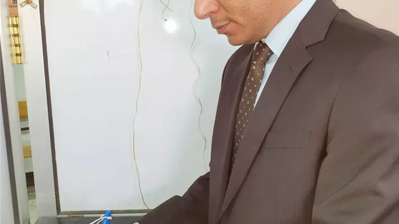 أساتذة وطلاب حقوق قنا يلبون نداء الوطن بالمشاركة بالانتخابات