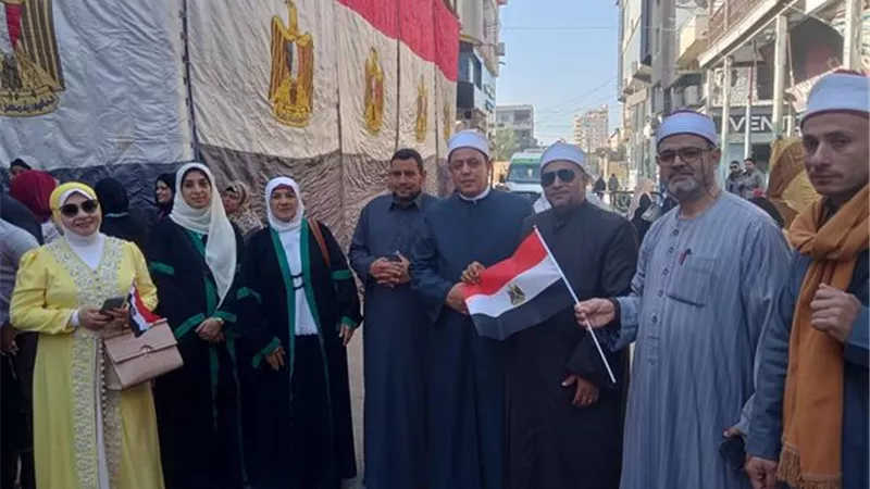 انتظام التصويت في ثالث أيام الإنتخابات الرئاسية بالإسماعيلية..صور