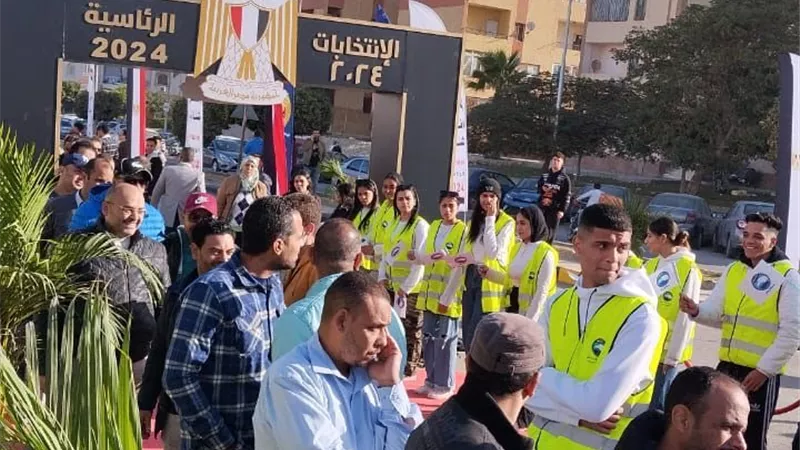 إقبال كبير على لجنة الوافدين بالشروق في ثالث أيام الانتخابات