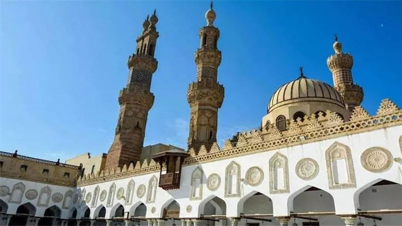 ١٩ ديسمبر آخر موعد لتلقي طلبات المشاركة في برامج الرواق الأزهري