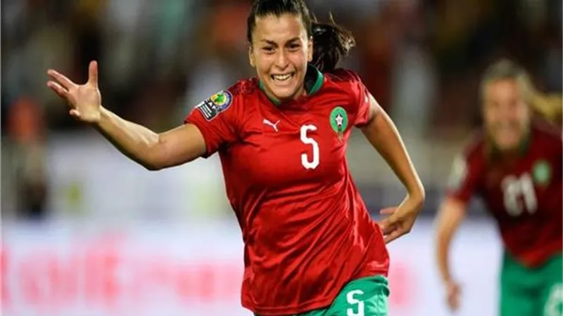 نسرين الشاد تتوج بلقب أفضل لاعبة شابة فى إفريقيا لعام 2023 - شاهد