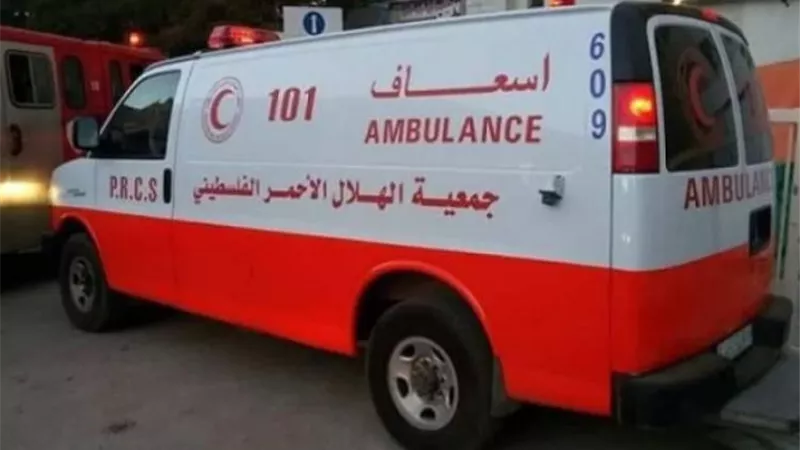 الاحتلال يمنع سيارة إسعاف تحمل مصابا من الوصول للمستشفى